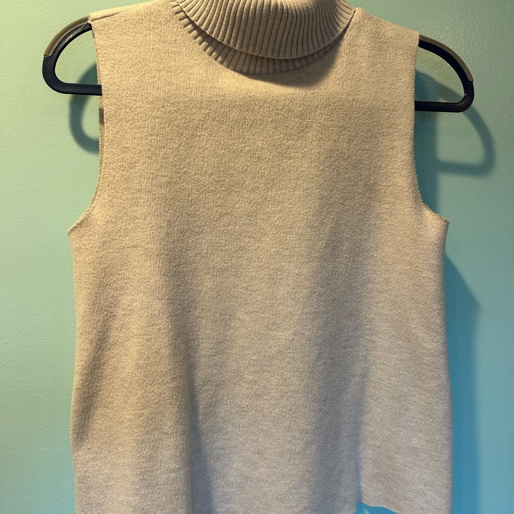 Zara Cream Sleeveless Turtleneck Top